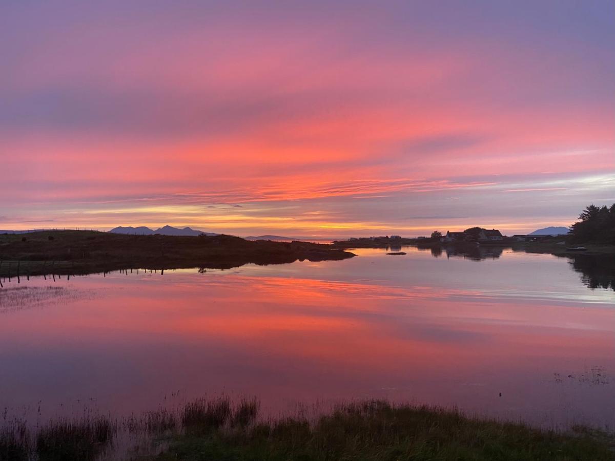 The Sheiling Holiday Home With Gorgeous Views Over The Isles Arisaig Dış mekan fotoğraf